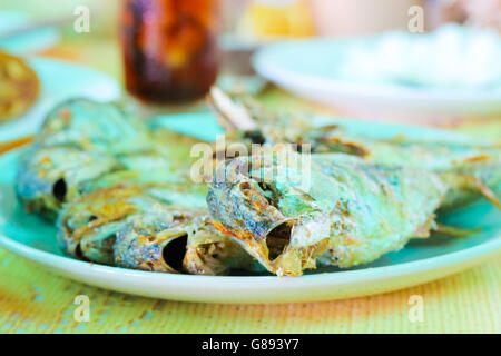 Makrele Fisch öffnet seinen Mund Oh My Gods nach gebraten. Stockfoto