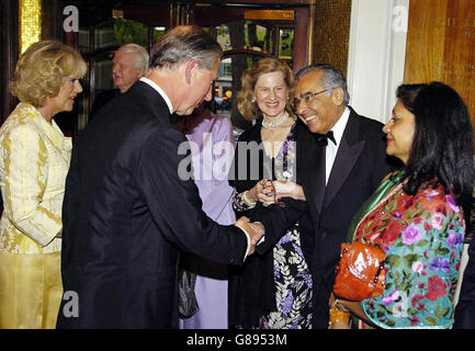 Far Pavilions Gala-Vorstellung - Shaftesbury Theatre. Der Prinz von Wales und die Herzogin von Cornwall. Stockfoto