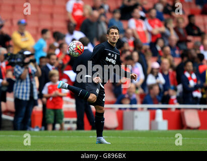 Fußball - Barclays Premier League - Arsenal gegen Stoke City - Emirates Stadium. Bojan Krkic von Stoke City beim Aufwärmen Stockfoto