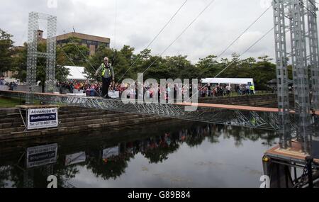 Meccano-Brücke Stockfoto