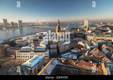 Lettlands Hauptstadt - Riga aus der Vogelperspektive Stockfoto