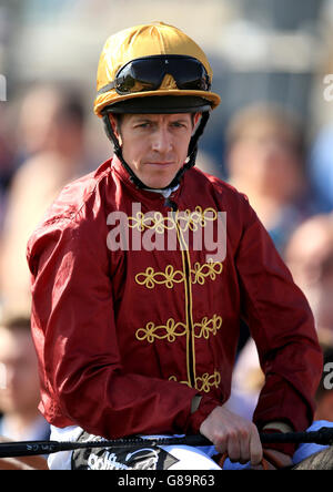 Pferderennen - 2015 Ladbrokes St Leger Festival - Tag Zwei - Doncaster Races. Jim Crowley, Jockey Stockfoto