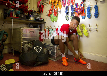 Fußball - Wetten Himmel Meisterschaft - Charlton Athletic Photocall 2015/16 - Spatzen Lane Stockfoto