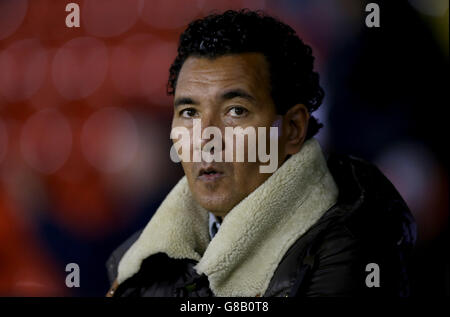 Fußball - Johnstone's Paint Trophy - nördliche Sektion - zweite Runde - Sheffield United / Notts County - Bramall Lane. Ricardo Moniz, County Manager von Notts Stockfoto