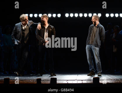 Besetzung während der Probe für die Gala zum 30. Geburtstag von Les Miserables in Aid of Save the Children im Queen's Theatre, London Stockfoto