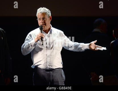 Regisseur Cameron Mackintosh während der Probe für die Les Miserables 30th Anniversary Gala Performance in Aid of Save the Children im Queen's Theatre, London Stockfoto