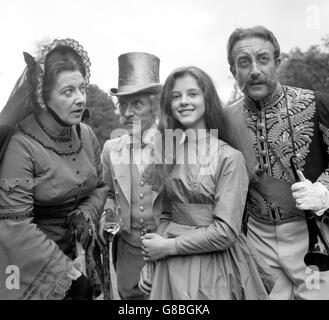 Fernsehen - "Alice im Wunderland" Photocall - Albury Park, Surrey Stockfoto