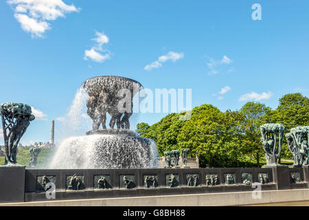 Brunnen In der Gustav Vigeland Skulpturenpark-Oslo-Norwegen Stockfoto