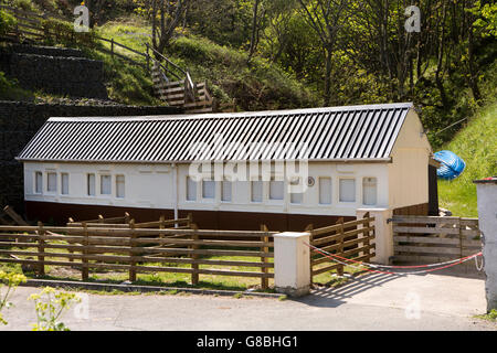 Großbritannien, Wales, Ceredigion, Llangrannog, Arnant, alte Eisenbahnwagen als Ferienhaus genutzt Stockfoto