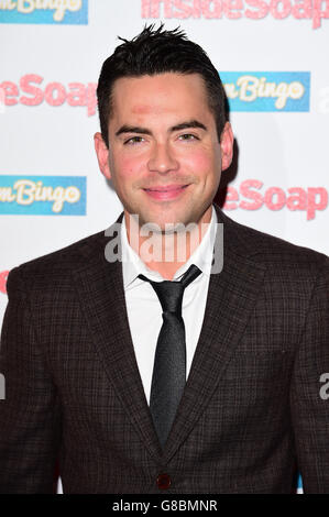 Bruno Langley bei der Ankunft für die Inside Soap Awards 2015 bei DSTRKT, London. DRÜCKEN Sie VERBANDSFOTO. Bilddatum: Montag, 5. Oktober 2015. Siehe PA Story Soap. Bildnachweis sollte lauten: Ian West/PA Wire Stockfoto