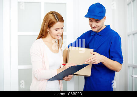 Paket empfangen Stockfoto