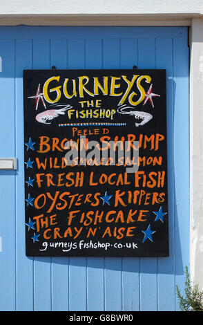 Gurneys Fisch Ladenschild, Burnham Market, North Norfolk, england Stockfoto