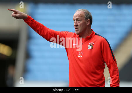 Soccer - Sky Bet League One - Coventry City / Blackpool - Ricoh Arena. Coventry City Torwarttrainer Steve Ogrizovic Stockfoto