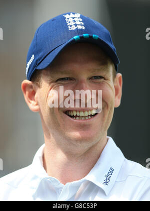 Englands Kapitän Eoin Morgan spricht vor der Presse im Kia Oval, London. Stockfoto