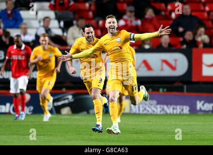 Fußball - Sky Bet Championship - Charlton Athletic gegen Preston North End - The Valley. Paul Gallagher von Preston North End feiert das erste Tor seines Spielers Stockfoto