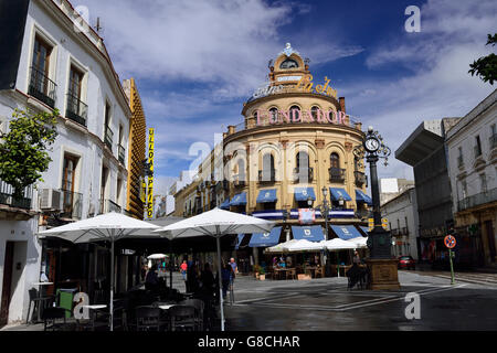 Aufbau von Gallo Azul, Plaza Esteve, Jerez De La Frontera, Andalusien, Spanien Stockfoto