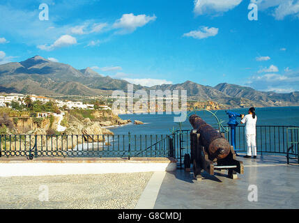 Aussichtspunkt Balcon de Europa. Nerja, Provinz Malaga, Andalusien, Spanien. Stockfoto