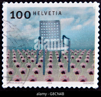 Schweiz - ca. 2004: Eine Briefmarke gedruckt in der Schweiz rund um Swiss Design zeigt Landi-Stuhl, ca. 2004 Stockfoto