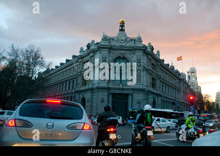 Banco de España Gebäude in der Dämmerung. Madrid, Spanien. Stockfoto
