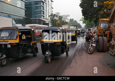 Auto-rikscha/Auto rickshaws in Mumbai, Maharashtra, Indien Stockfoto