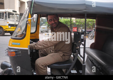 automatische Rickshawdriver in Mumbai, Maharashtra, Indien Stockfoto