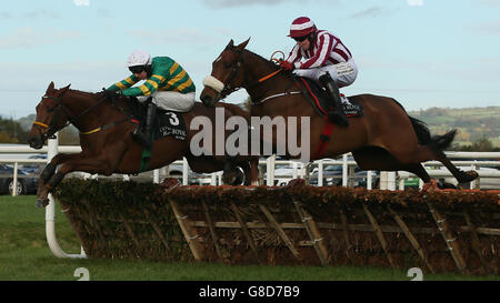 Horse Racing - 2015 Nordirland Festival des Rennsports - Tag zwei - Down Royal Racecourse Stockfoto