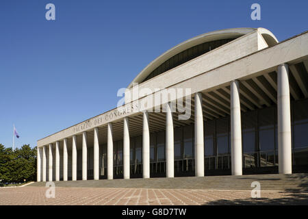 Der Palazzo dei Congressi, im Geschäftsviertel EUR, Rom, Italien. Stockfoto