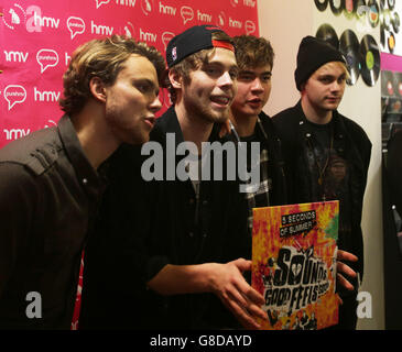 5SOS Album Autogrammstunde - Glasgow Stockfoto