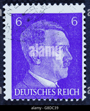 Deutschland - ca. 1941: ein Stempel im nationalsozialistischen Deutschland bedruckt zeigt Porträt von Adolf Hitler, Serie, ca. 1941 Stockfoto