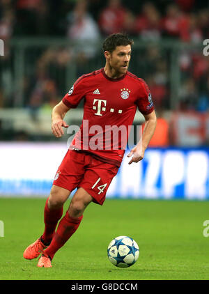 Fußball - UEFA Champions League - Gruppe F - Bayern München / Arsenal - Allianz Arena. Xabi Alonso, Bayern München Stockfoto