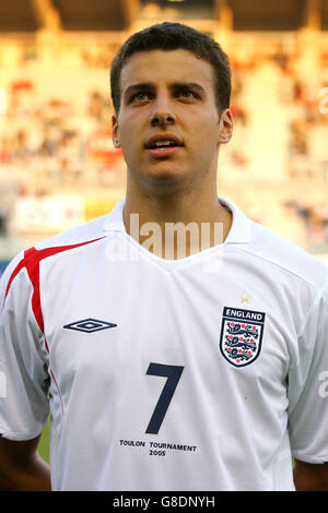 Fußball - Toulon-Turnier 2005 - Gruppe B - England gegen Tunesien - Stade Mayol. Steven Taylor, England Stockfoto