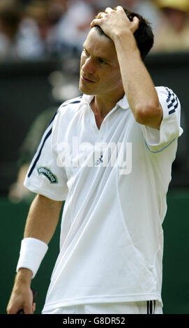 Der britische Tim Henman zeigt nach dem Verlieren seine Dejektion. Stockfoto