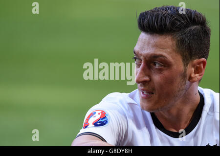 Mesut Özil (Deutschland);  26. Juni 2016 - Fußball: Uefa Euro Frankreich 2016, Runde der letzten 16, Deutschland 3-0 Slowakei bei Stade Pierre Mauroy, Lille Metropole, Frankreich. (Foto: Aicfoto/AFLO) Stockfoto