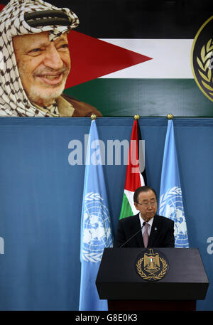 Ramallah, Westjordanland, Palästinensische Gebiete. 28. Juni 2016. United Nations Secretary General Ban Ki-Moon spricht während einer gemeinsamen Pressekonferenz mit Präsident nach einem Treffen am 28. Juni 2016 in der Westbank-Stadt Ramallah. Ban forderte der israelische Ministerpräsident Benjamin Netanyahu, '' mutige Schritte '' in Richtung Frieden zu nehmen, als er Israel und den palästinensischen Gebieten besucht © Shadi Hatem/APA Bilder/ZUMA Draht/Alamy Live News Stockfoto