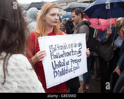 London, UK. 28. Juni 2016. Britische Bürger protestieren auf dem Trafalgar Square gegen die Ergebnisse der Referenden Großbritannien aus der EU. Bildnachweis: Melinda Nagy/Alamy Live-Nachrichten Stockfoto