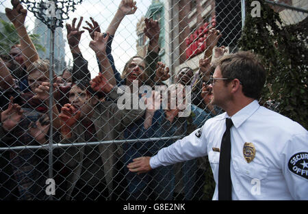 Los Angeles, USA. 28. Juni 2016. Foto aufgenommen am 28. Juni 2016 zeigt eine Ansicht der Eröffnung des neuen permanenten tagsüber Attraktion "The Walking Dead" in Universal City, Kalifornien, den Vereinigten Staaten. © Yang Lei/Xinhua/Alamy Live-Nachrichten Stockfoto