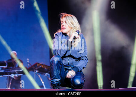 Belfast, UK. 28. Juni 2016. BELFAST, NORDIRLAND. 28. Juni 2016 - Ellie Goulding (Elena Jane Goulding) führt am Belsonic Festival Credit: Stephen Barnes/Alamy Live News Stockfoto