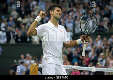 Wimbledon, London, UK. 29. Juni 2016. Novak Djokovic feiert Sieg über Adrian Mannarino Serbien der Wimbledon Championships 2016 der All England Tennis Club, Wimbledon, London, England 29. Juni 2016 die All England Tennis Club, Wimbledon, London, England 2016 Credit: Allstar Bild Bibliothek/Alamy Live-Nachrichten Stockfoto