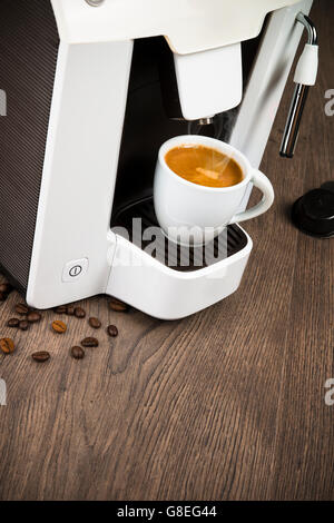 Espressokaffee Kapseln zu Hause aus Stockfoto