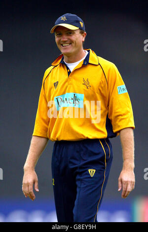 Cricket - Twenty20 Cup - Surrey Lions / Hampshire Hawks - The Brit Oval. Shaun Udal, Hampshire Hawks Stockfoto