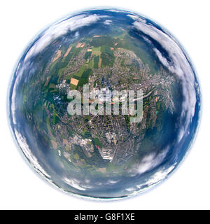 Luftbild, fisheye Optik, fisheye-Objektiv, Übersicht über Menden, Blick durch die Wolkendecke von 5000 Fuß Höhe, Menden, Stockfoto