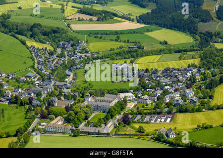 Luftaufnahme, Kloster Grafschaft, Fachkrankenhaus, Lungenklinik, Borromäerinnen, Barmherzigen Schwestern von St. Karl Borromäus, Stockfoto