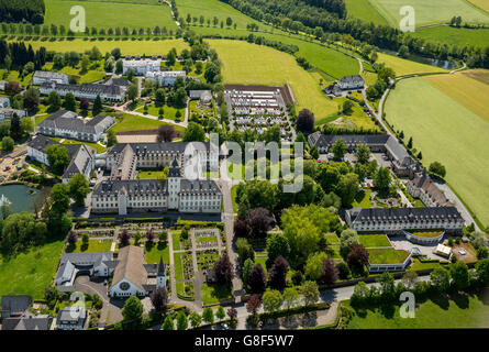 Luftaufnahme, Kloster Grafschaft, Fachkrankenhaus, Lungenklinik, Borromäerinnen, Barmherzigen Schwestern von St. Karl Borromäus, Stockfoto