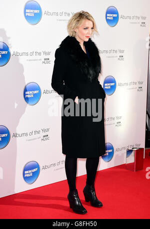 Lauren Laverne beim Mercury Music Prize 2015 im BBC Broadcasting House, London. DRÜCKEN Sie VERBANDSFOTO. Bilddatum: Freitag, 20. November 2015. Siehe PA Story SHOWBIZ Mercury. Bildnachweis sollte lauten: Ian West/PA Wire Stockfoto