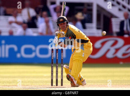 Cricket - The NatWest Challenge 2005 - England gegen Australien - Lord's. Australien Kapitän Ricky Ponting. Stockfoto