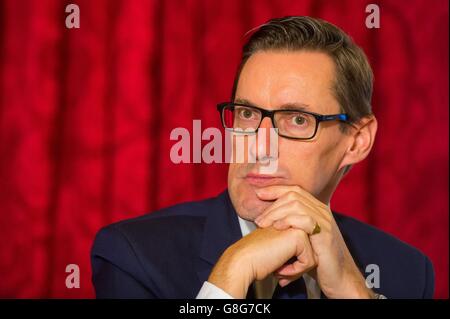 Chief Minister von Jersey Ian Gorst bei der Pressekonferenz des britisch-irischen Rates im Lancaster House, London. Stockfoto