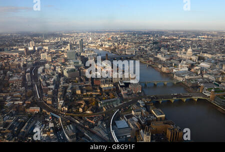 Allgemeine Ansicht von London aus der Sicht auf den Shard, London. Stockfoto