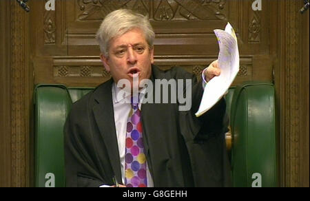 John Bercow, Sprecher des Unterhauses, spricht während der Fragestunde des Premierministers im Unterhaus in London. Stockfoto