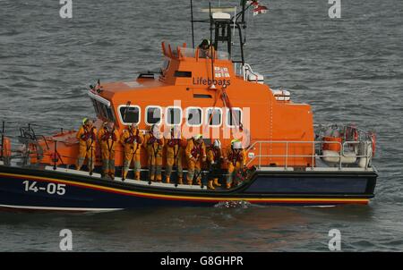 Rettungsboot-Trauerfeier Stockfoto