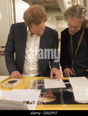 Prinz Harry besucht am letzten Tag seines Besuchs in Südafrika die Archive des Nelson Mandela Foundation Center of Memory in Johannesburg. Stockfoto